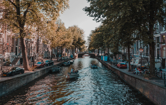 Vastgoed via een makelaar in Amsterdam