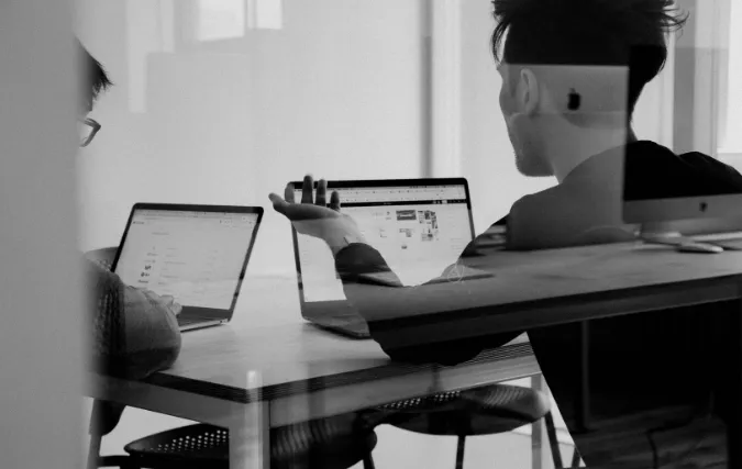De belangrijkste aandachtspunten bij een online marketing bureau