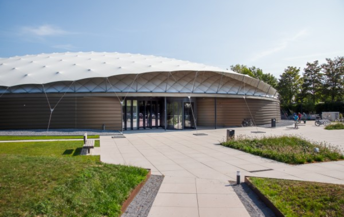 Albers Alligator Group stapt met overname Polyned in wereld van textielarchitectuur