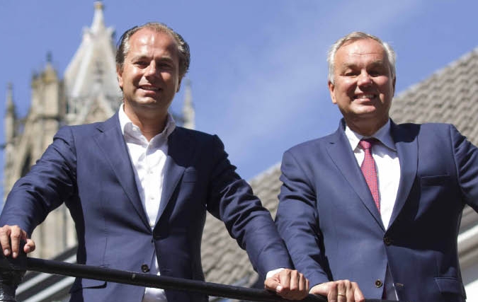 Van Oord bestaat 25 jaar!