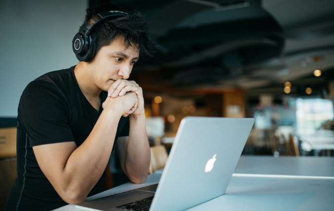 Kies je opleider op praktijkcases, niet op beloftes