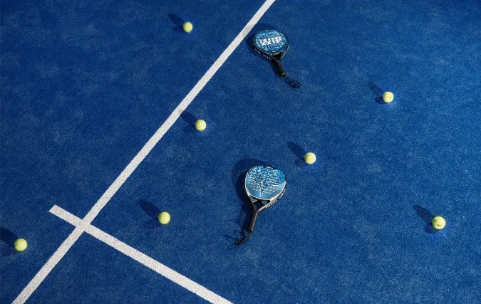 Waarom padel het ultieme middel voor teambuilding is