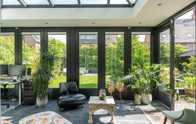 Hoe een serre jouw bedrijfspand kan transformeren