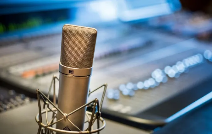 Wat kost een voice-over voor een bedrijfsfilm?