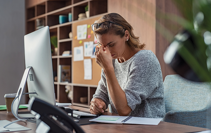 Een migrainevriendelijke werkomgeving; die creëer je zo